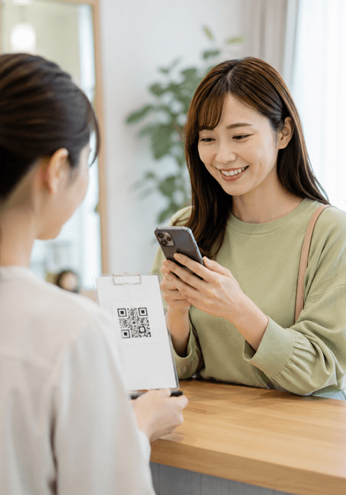 QRコード契約で対面案内にも対応できる