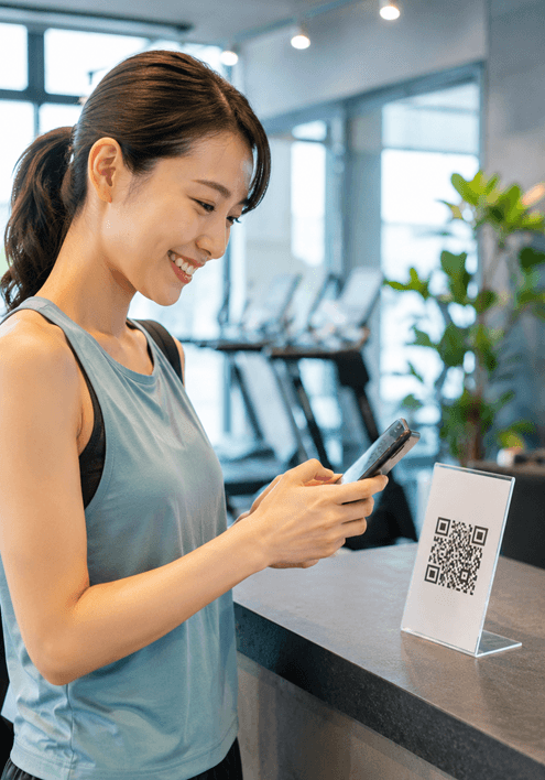 QRコードの案内でその場で契約受付
