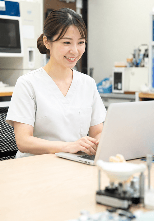 歯科技工委託契約や業務委託契約を電子化できる