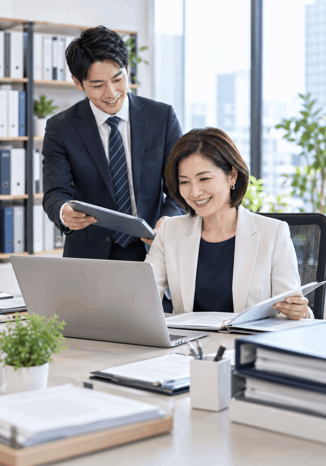 メンバーの契約データと操作履歴をオーナーが一元管理するイメージ